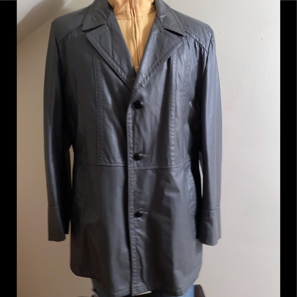 Classy stylish SHARP whatever you consider SHARP - Picture 14 of 16